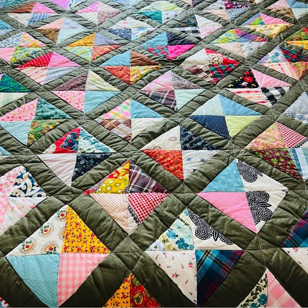 Vintage Handmade Patchwork Quilt 65” x 80” – Multicolor Triangle Blocks Full.